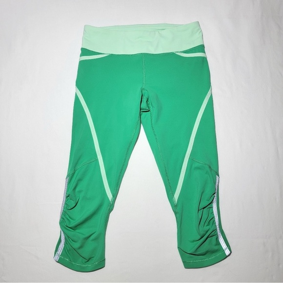 Lululemon size small bundle cropped leggings size 4! - Picture 9 of 16